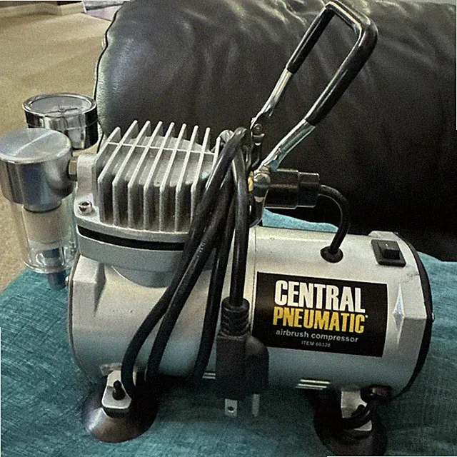Central Pneumatic 1/5 HP 58 PSI Oilless Airbrush Compressors And Airbrush Kit