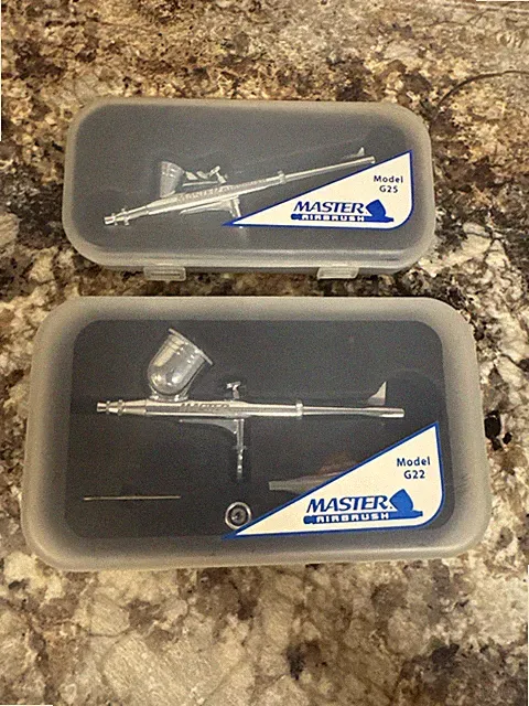 Master Airbrush Gravity Feed Paint Sprayers Models G22 And G25