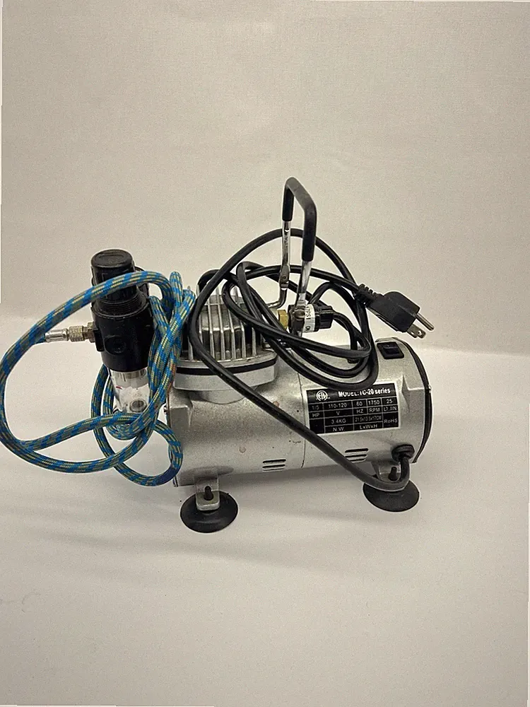 Model No. TC-20 Airbrush Compressor with Air Hose Tested